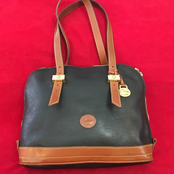 Dooney & Bourke Handbags - SOLD! DOONEY & BOURKE Vintage AWL METRO Zip Zip